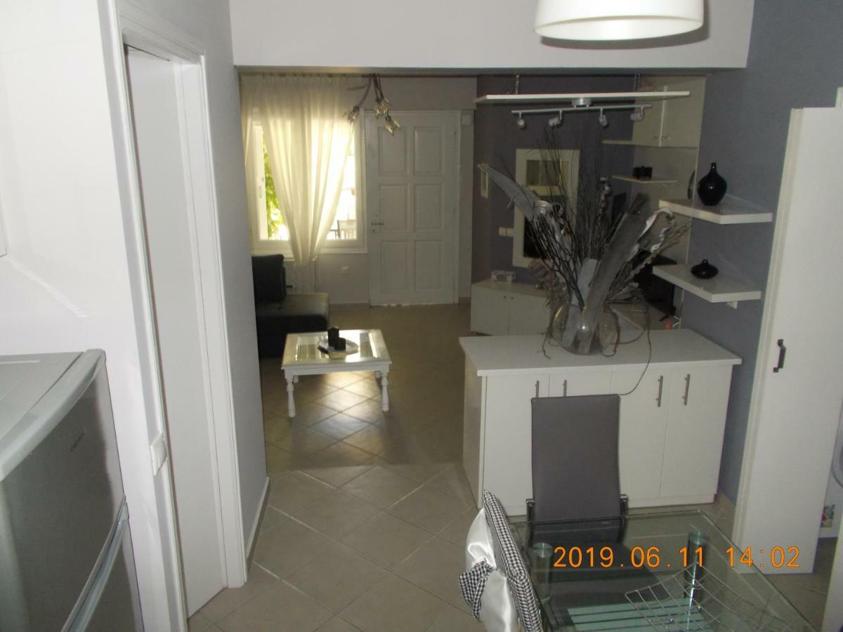Iris Apartments Apolpaina ภายนอก รูปภาพ